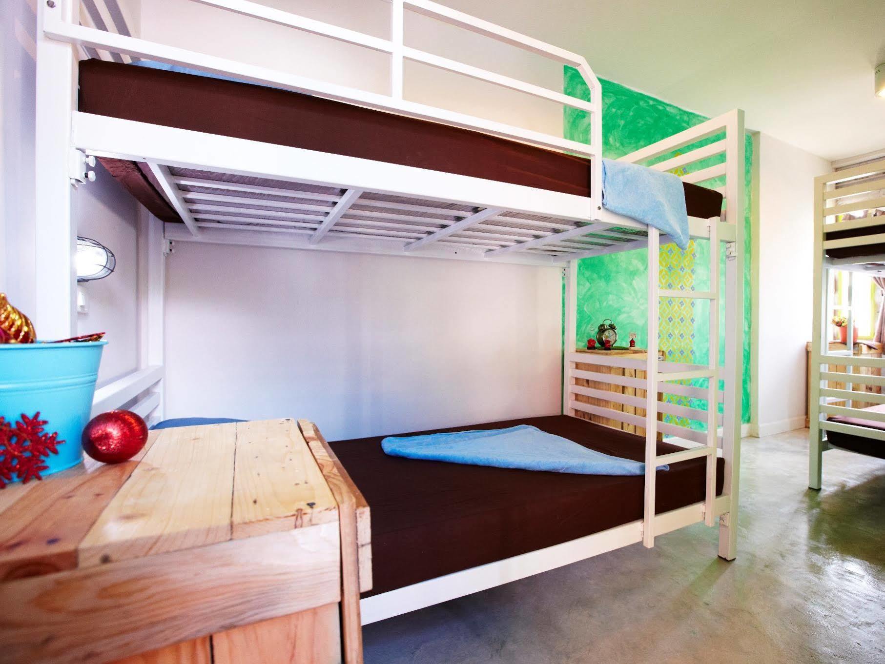 Wh Hostel 曼谷 外观 照片